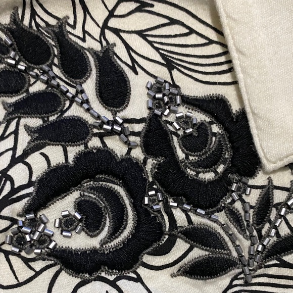 Double D Ranch Ivory Top - Picture 3 of 4